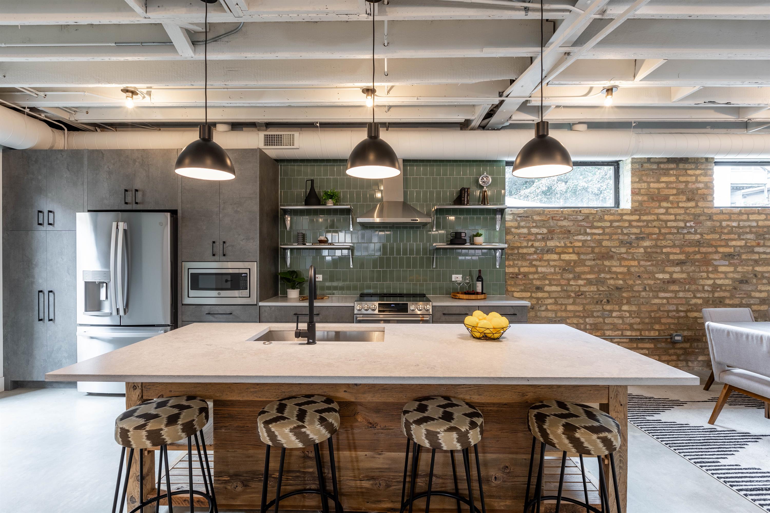 Kedzie Lodge - The Coach House