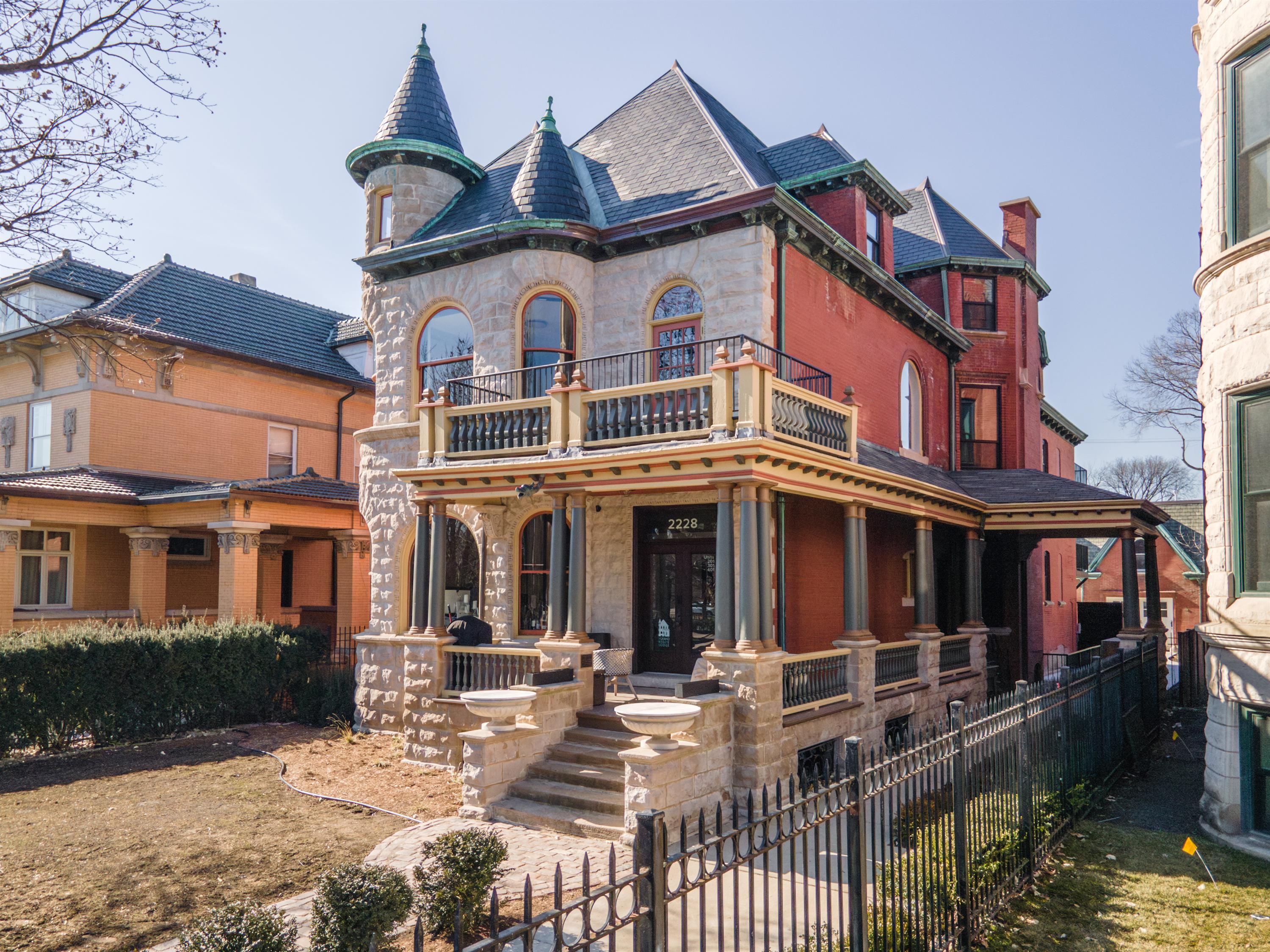 2228 North Kedzie Avenue - #301